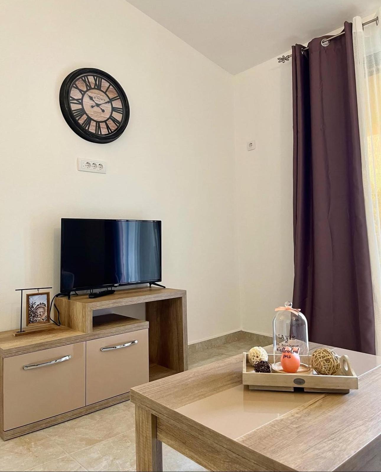 Robi Appartement *