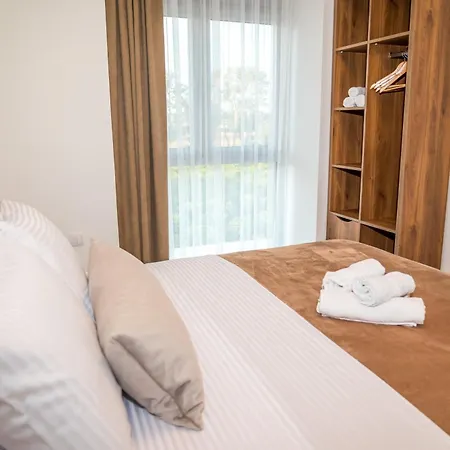 Robi Apartments Ulcinj Exterior photo